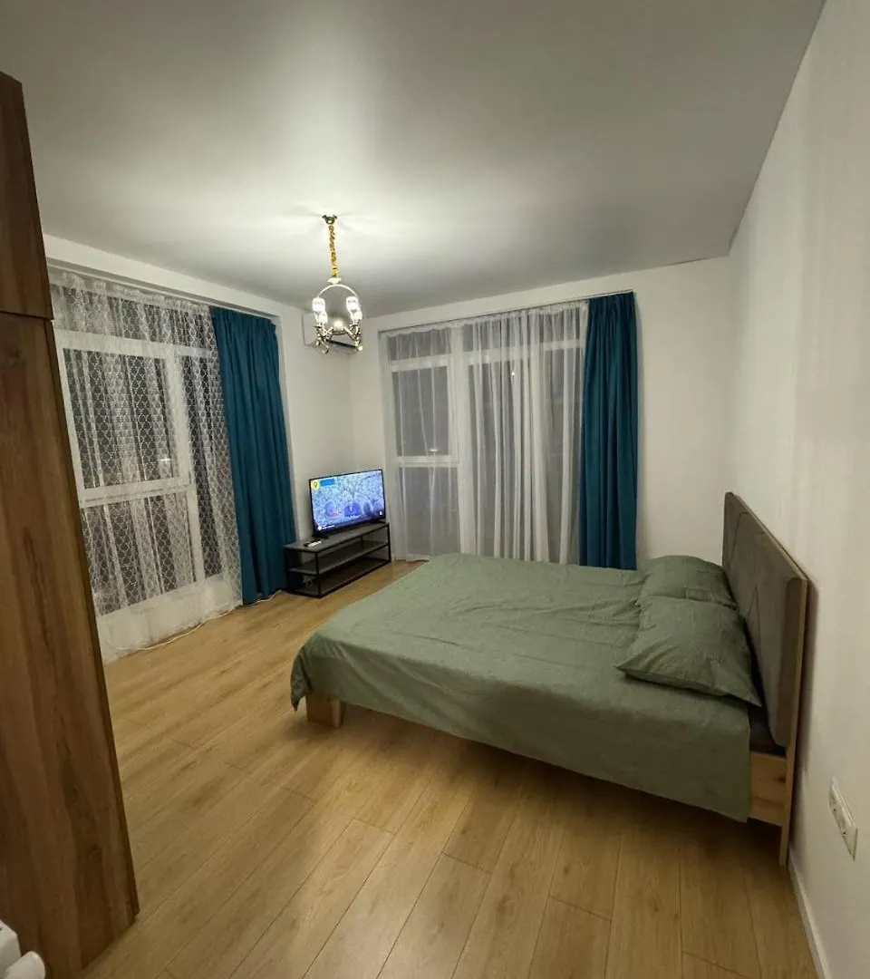 Apartment Теплая Квартира Batumi